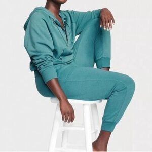 NWT Victoria’s Secret On Point Sweatsuit Hoodie‎ and Pants XL Teal Green